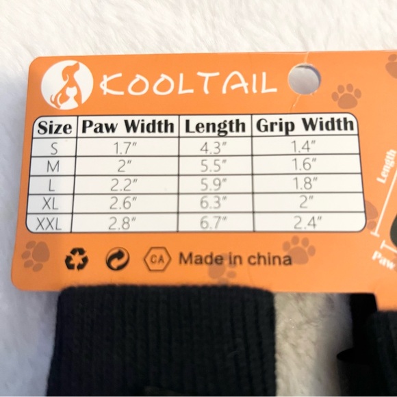 NWT Dog Socks Shoes Anti Slip Grip Paw Protection Size XXL - Picture 5 of 11